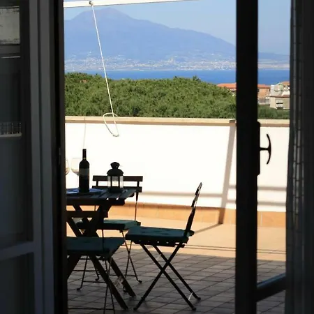 Apartamento Casa Bice Amazing View Of Vesuvius With Pool Sorrento