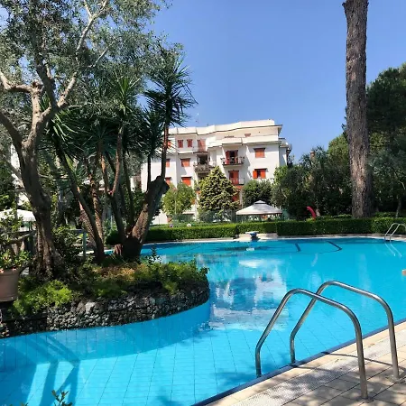 Апартаменти Casa Bice Amazing View Of Vesuvius With Pool Сорренто