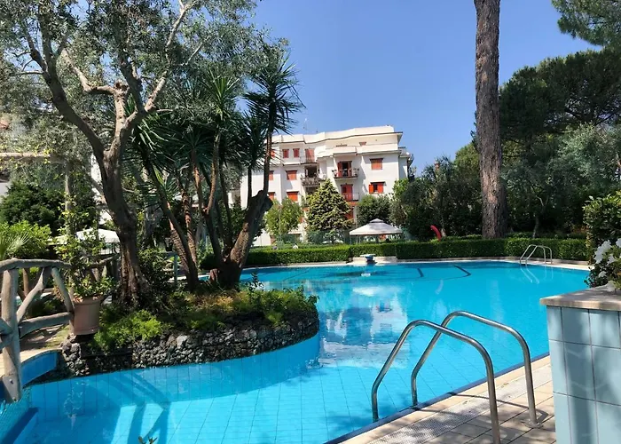 Апартаменты Casa Bice Amazing View Of Vesuvius With Pool Сорренто