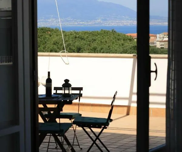 Lejlighed Casa Bice Amazing View Of Vesuvius With Pool Sorrento